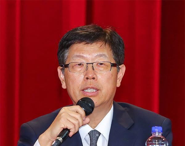 刘扬伟|富士康承认“撤离”大陆,并唱衰中国制造业已不再是世界工厂