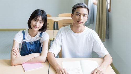 孩子上大学了！大学还能结婚？该如何教育？为父母深度解惑