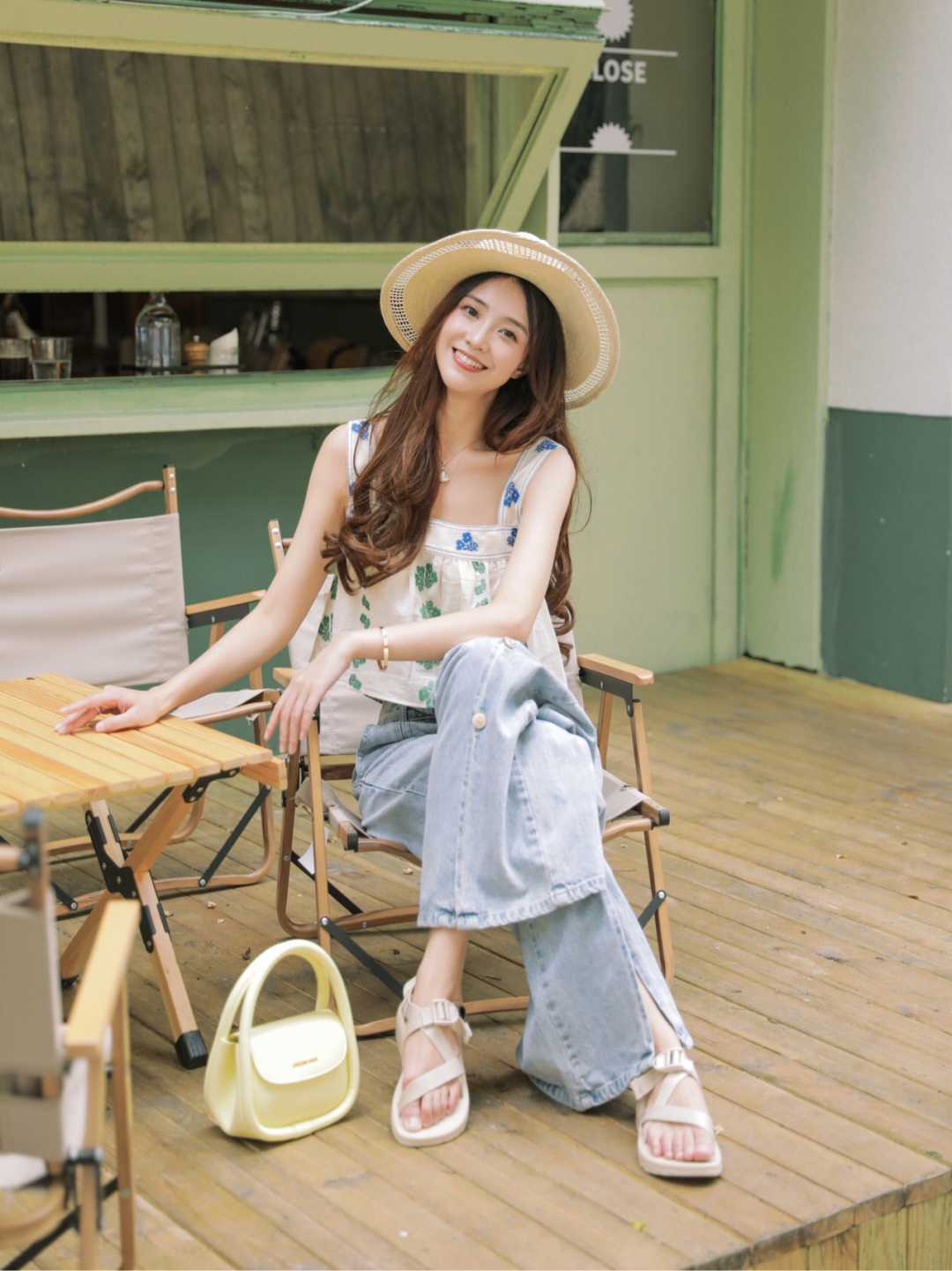 气质|牛仔裤这样搭配，你也可以变得很气质，简单又时髦