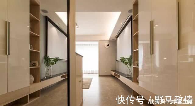 沙发墙|老公坚持装4米长电视柜,沙发墙“加厚”35公分完工都夸他机智