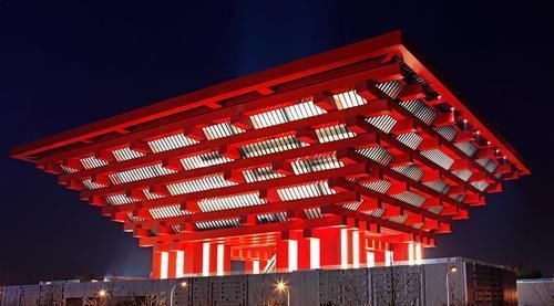 轰动一时的上海世博会,耗资450亿修建的