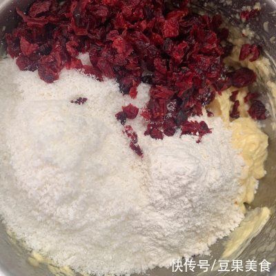 蔓越莓干|不翻车椰蓉蔓越莓月饼