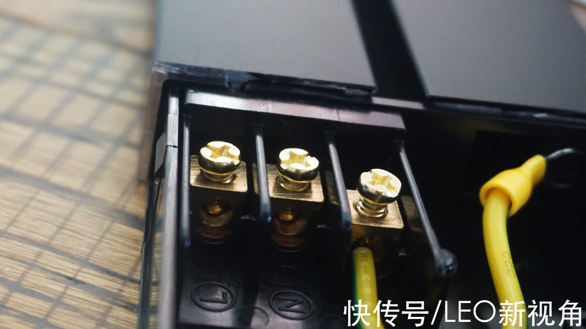 安装|装修时插座没装对,后悔一辈子,再改还来得及吗?