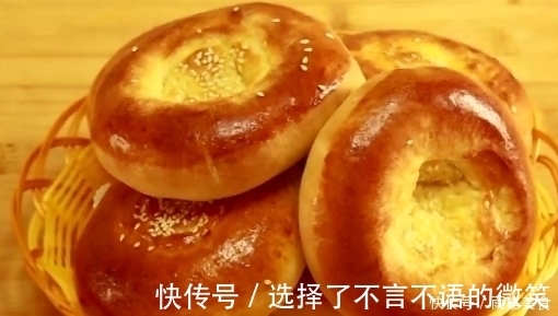 杯子|面粉不要蒸馒头了，做儿子爱吃的烤饼，杯子一压，比面包还好吃