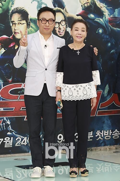 金秀美×朴明秀×JUNJIN×郑恩地×HaNi 一同出演新综艺节目《秀美山庄》