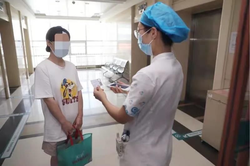 青岛妇儿医院|青岛妇儿医院推出电子陪护证半年 办证数量超4万张