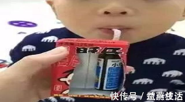 立功|姥爷“巧喂药”走红,孩子不闹腾还喝得高兴,姥爷真是立功了!