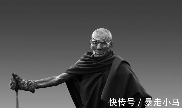 清风明月!谁说当代无好诗?推荐34首好诗,送给苍凉冬天,像一壶老酒温暖你