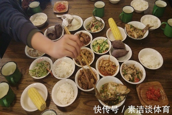 猪油|“一勺猪油十副药”，为什么现在很少有人吃？吃猪油到底好不好？