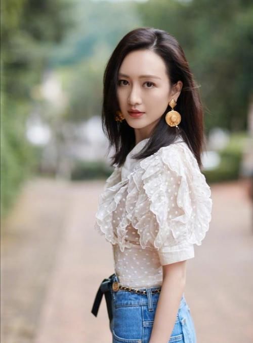 发型|你适不适合有“刘海”?看这3点就对了,留错显老还没气质