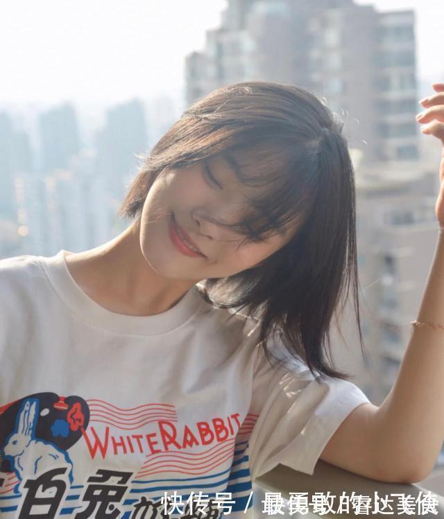 羊毛卷|秋冬都在“剪短发”,超A女神范更有气质,基本都逃不出这4款发型