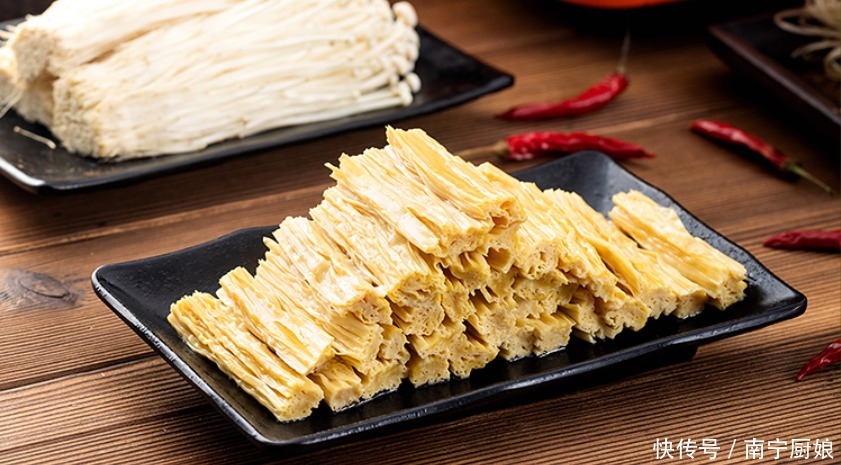 买腐竹时,选颜色“深”的还是“浅”的?终于搞明白了,别买错了