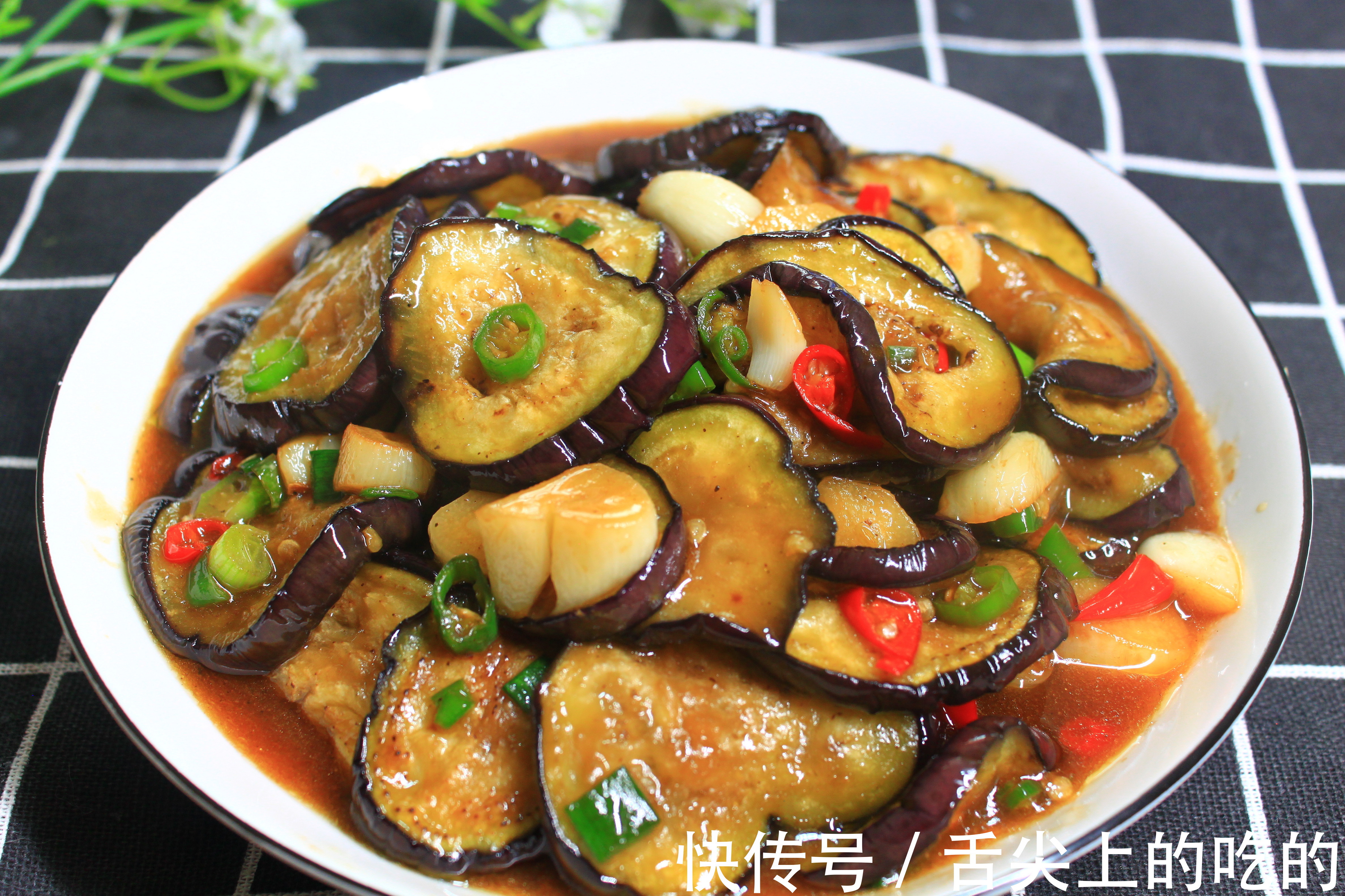 冬天,大鱼大肉靠边站,教你6道素菜,做法懒人,下饭好吃到舔盘