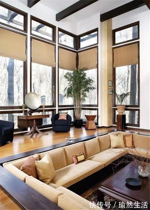 下沉式|越来越多人客厅喜欢做下沉式设计,空间变大十倍不止,好聪明!