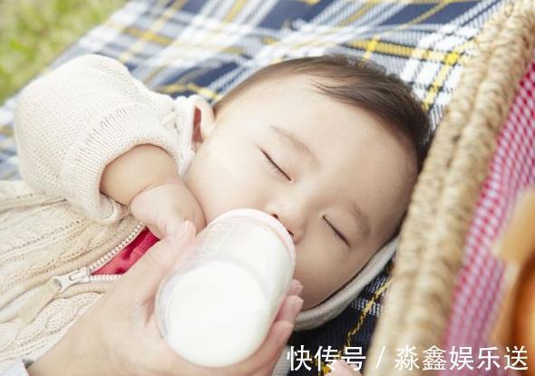 母乳喂养|最佳断母乳时间是半年或一周岁原来我们都错了,这才是最佳时间