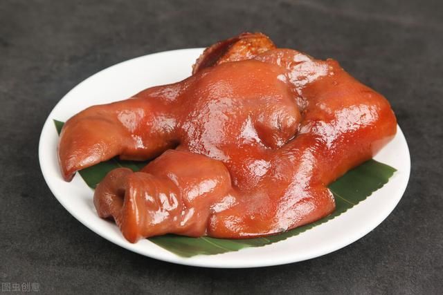 猪头肉|猪头肉不能经常吃?听完营养专家的说法后,我赶紧和我爸约法三章