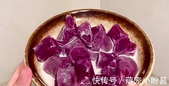 最近好喜欢吃这个，蒸熟用这食材一卷，切段就能吃，免蒸真省事