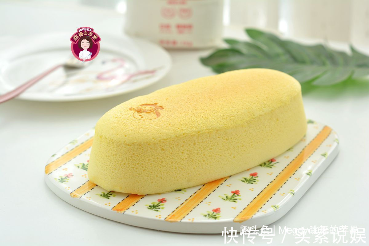 细砂糖|无油少糖的酸奶蛋糕,口感清爽还低脂,成本6元比轻乳酪蛋糕划算