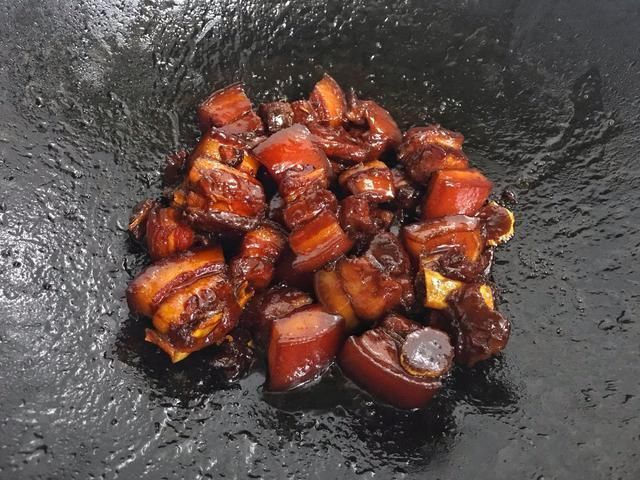 老姜|红烧肉的家常做法，肥而不腻，入口即化，比饭店的好吃，值得收藏