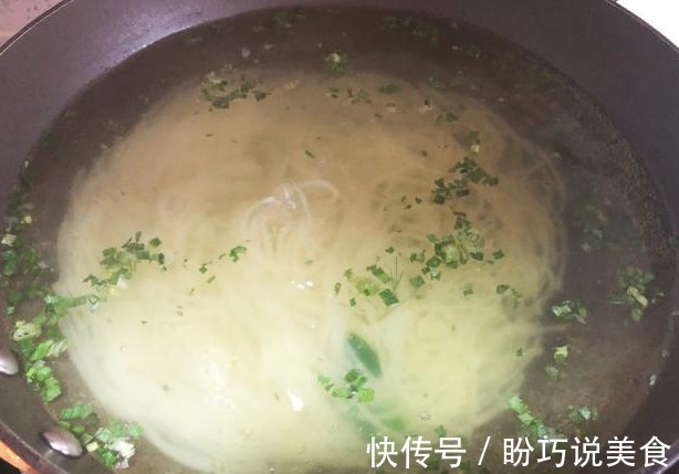 江西拌粉，和煮方便面一样简单，快收藏，下班后5分钟就能搞定