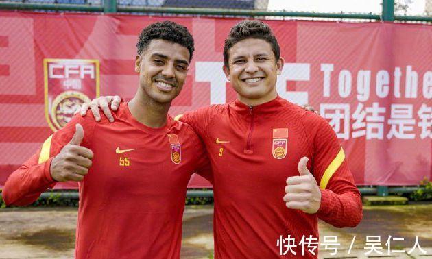 李霄鹏|国足新名单人数曝光!李霄鹏打破李铁纪录,归化仅剩1人+6大元老