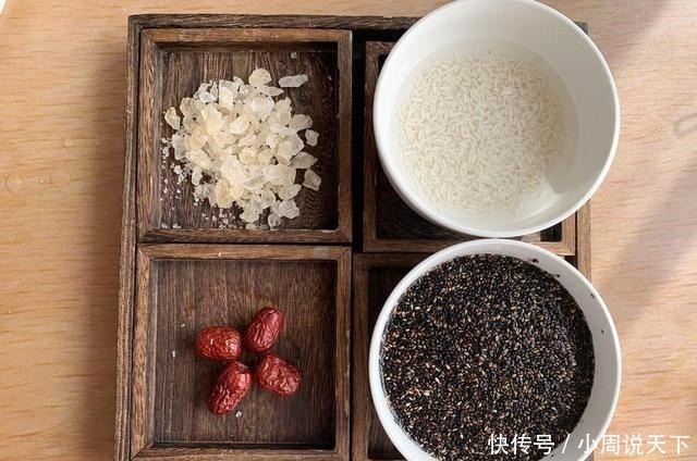 蛋白质是豆浆的4倍,每天喝1碗,清肠道还补血,头发乌黑更年轻