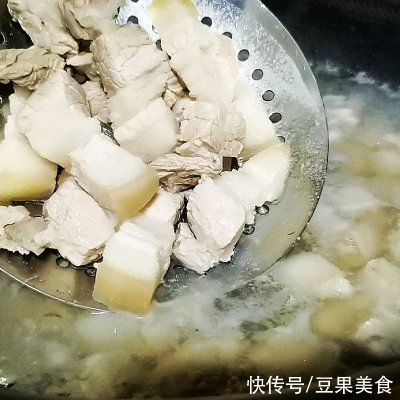  自从学会不加一滴油的红烧肉，就没有不想吃饭的时候