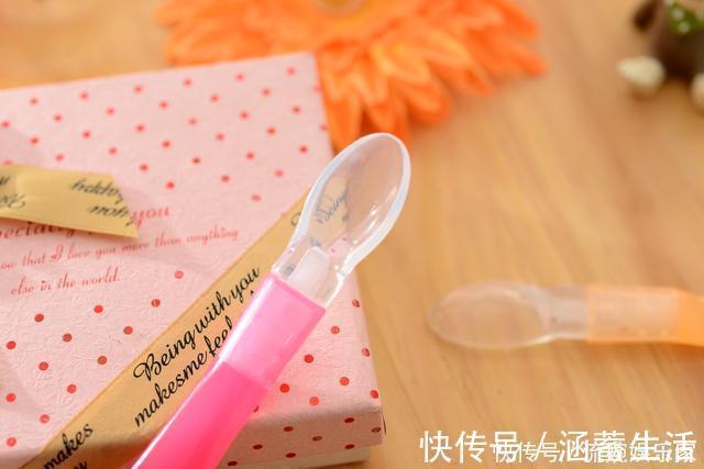 宝妈|新生儿“自带三天口粮”不用喂别盲目迷信母乳,坑了娃