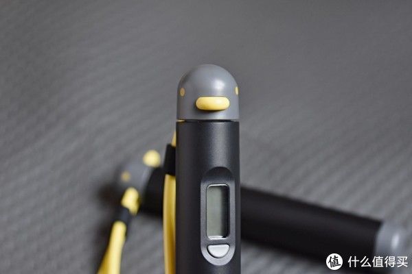 极致灰|这些年给孩子买的东西 篇十八：极致灰和亮丽黄的最美配色，咕咚智能跳绳Lite