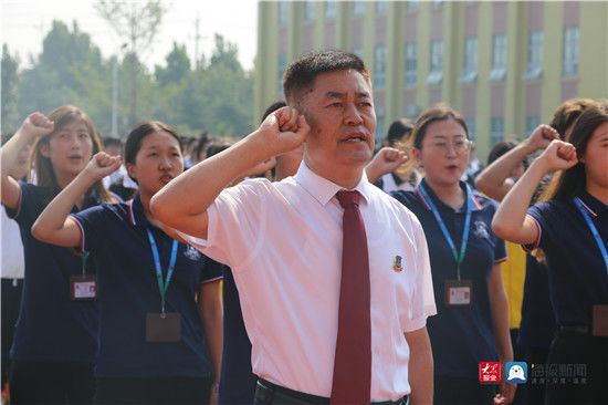 师生|“感恩祖国，强国有我”潍坊光正实验学校举行秋季开学典礼