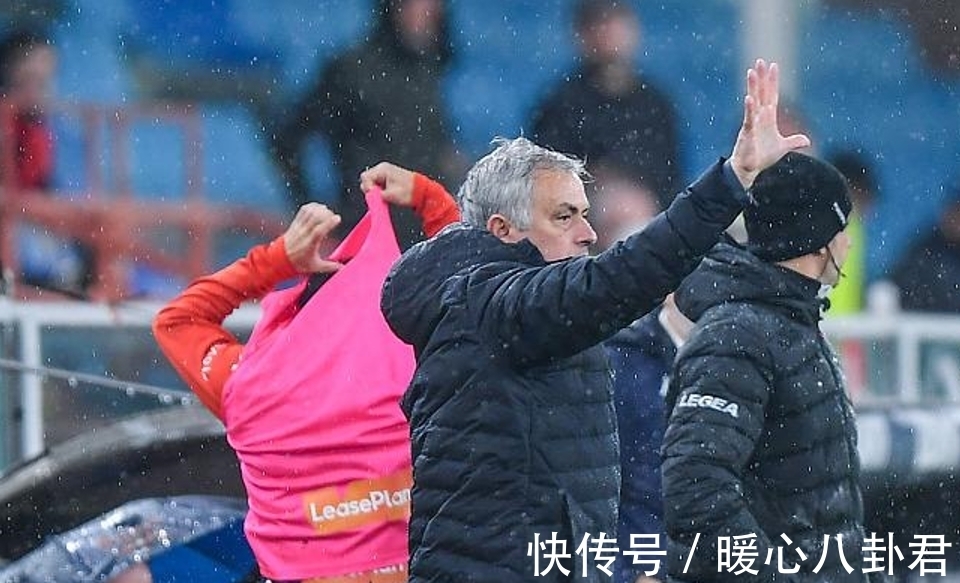 吉安|穆帅“奖励”这天才!替补连进2球后,给他买一双鞋,价值800多欧