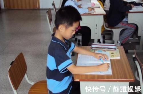 儿子|儿子被罚抄“足”字,宝妈拍照上传后走红,网友笑翻:有内味儿了