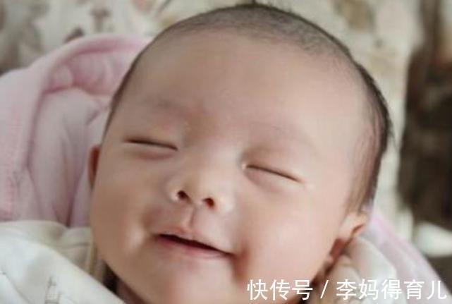 京妈|6个新生儿喂养问题:啥时候喂、怎么喂、如何看是否吃饱?别喂错