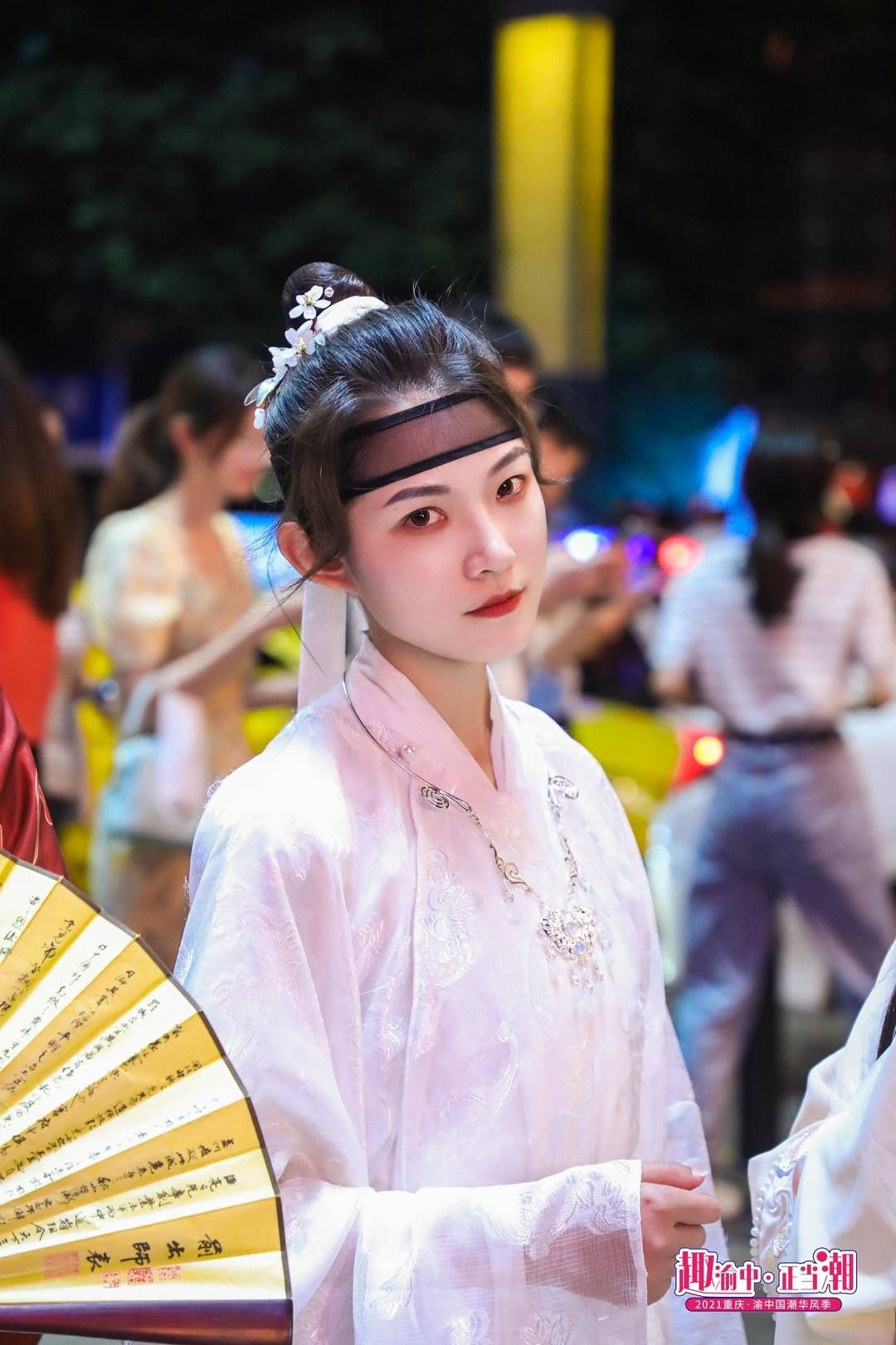 kol|既美又飙堪比“花木兰”，KOL凤木为汉服推广“支招”