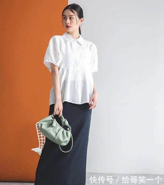 洛薇 初秋穿衬衫,搭配什么最好看16套“穿搭”示范,通勤上班美呆了!
