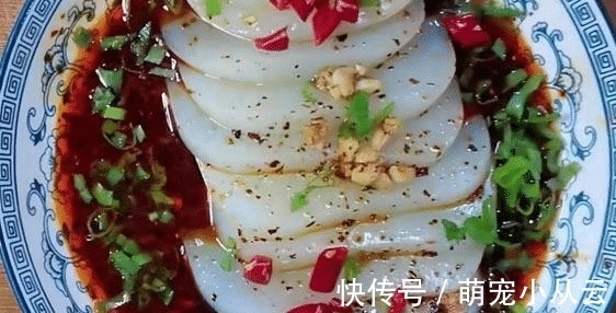 最近我家隔天就吃一次它,不用上锅熬,搅一搅放碗中一蒸,冰凉Q弹