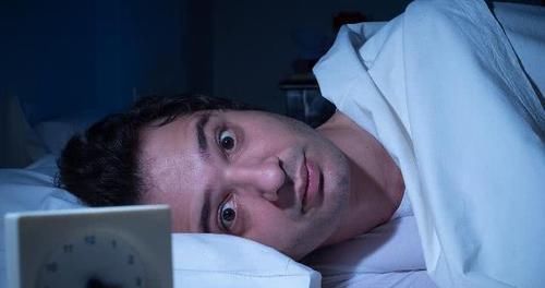 酸枣仁|藏在身边的天然“催眠药”，睡前喝一杯，让你一夜好梦自然醒