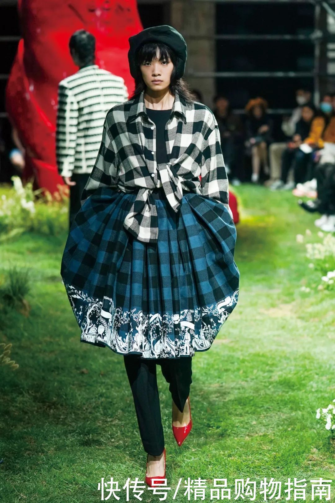 顶流们的阳谋，联手把国潮穿出圈