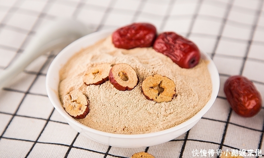 菊花茶|经常晚上睡不着、半夜容易醒，这10种食物可以帮助你改善睡眠