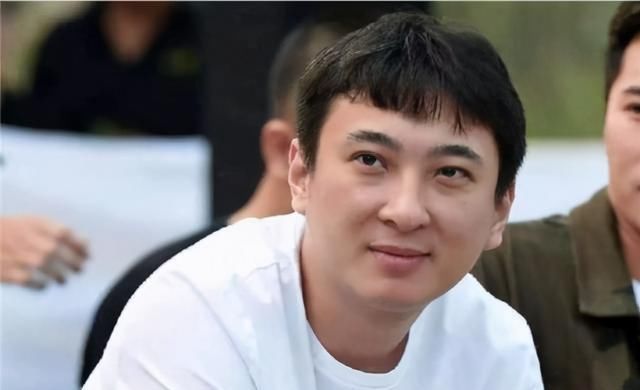 电脑主机高度是多少