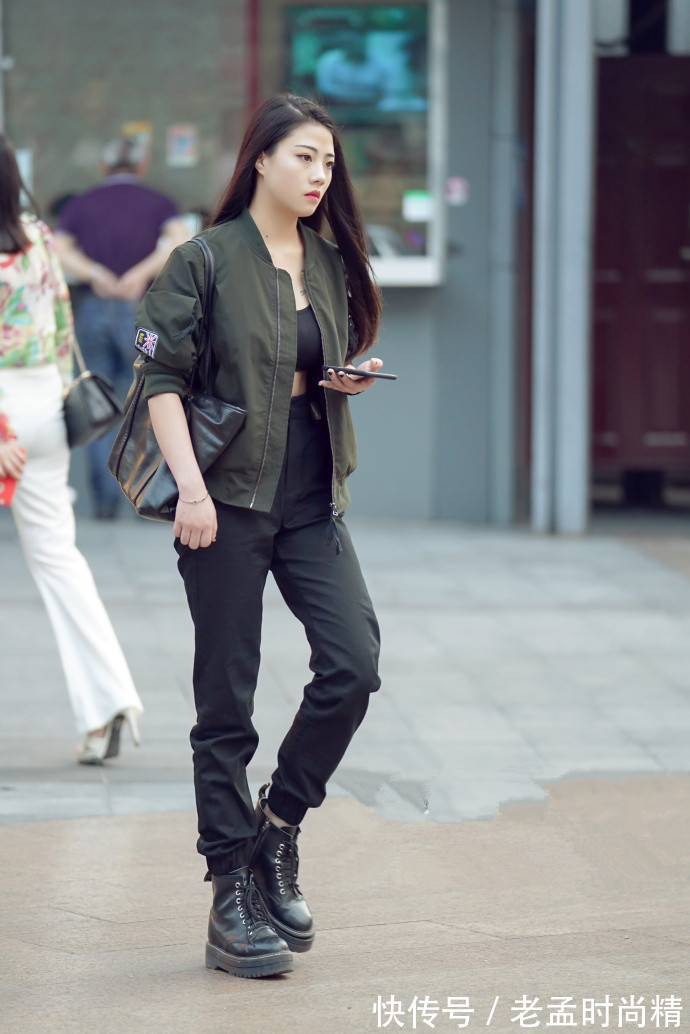 穿搭 重庆街拍,潮流穿搭精选参考,你喜欢哪一款?