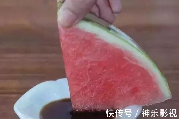 酸梅汁|西瓜是小儿缺钙的“发物”?医生:若要脾胃健康,1种食物常吃