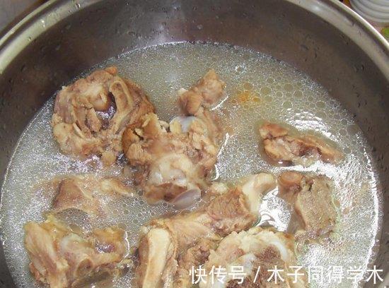 猪脊骨|20年老店大厨，分享6种高汤的详细做法，学会开店月入上万元