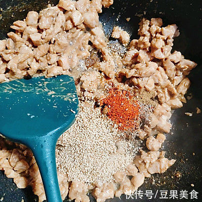 鸡胸肉|最让孩子停不下筷子的竟然是孜然鸡肉饼