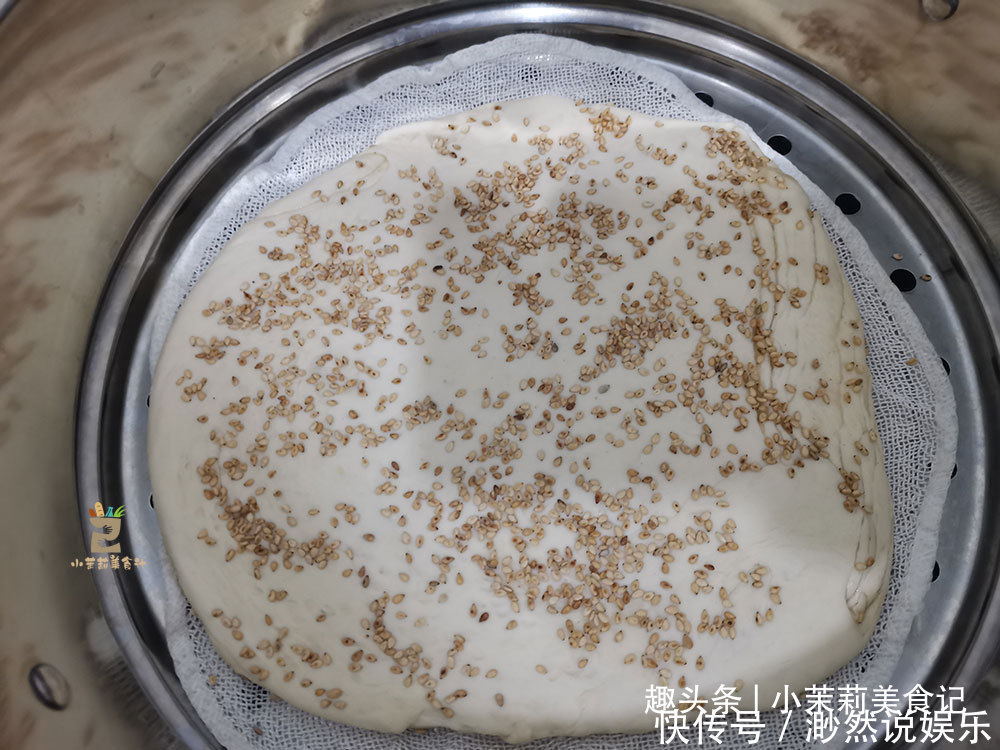 油酥|烙饼时,有人烫面有人抹油,面点师教你4个技巧,暄软好吃层次多
