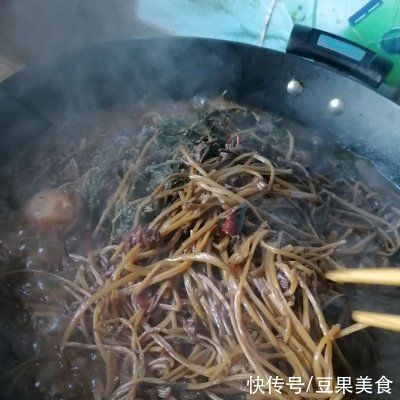 霏源|酱炖小土豆干野菜咸菜