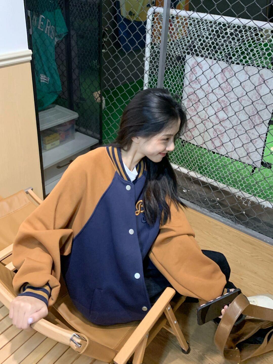 卡通 秋冬想要穿得俏皮又可爱?一定不能错过这件卡通针织衫!