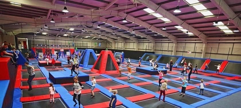 发育|孩子有这3特征,不是“长不高”,而是“发育晚”,家长莫担心