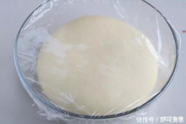 面粉别再蒸馒头了,简单这么一做,香甜可口,比面包还松软好吃