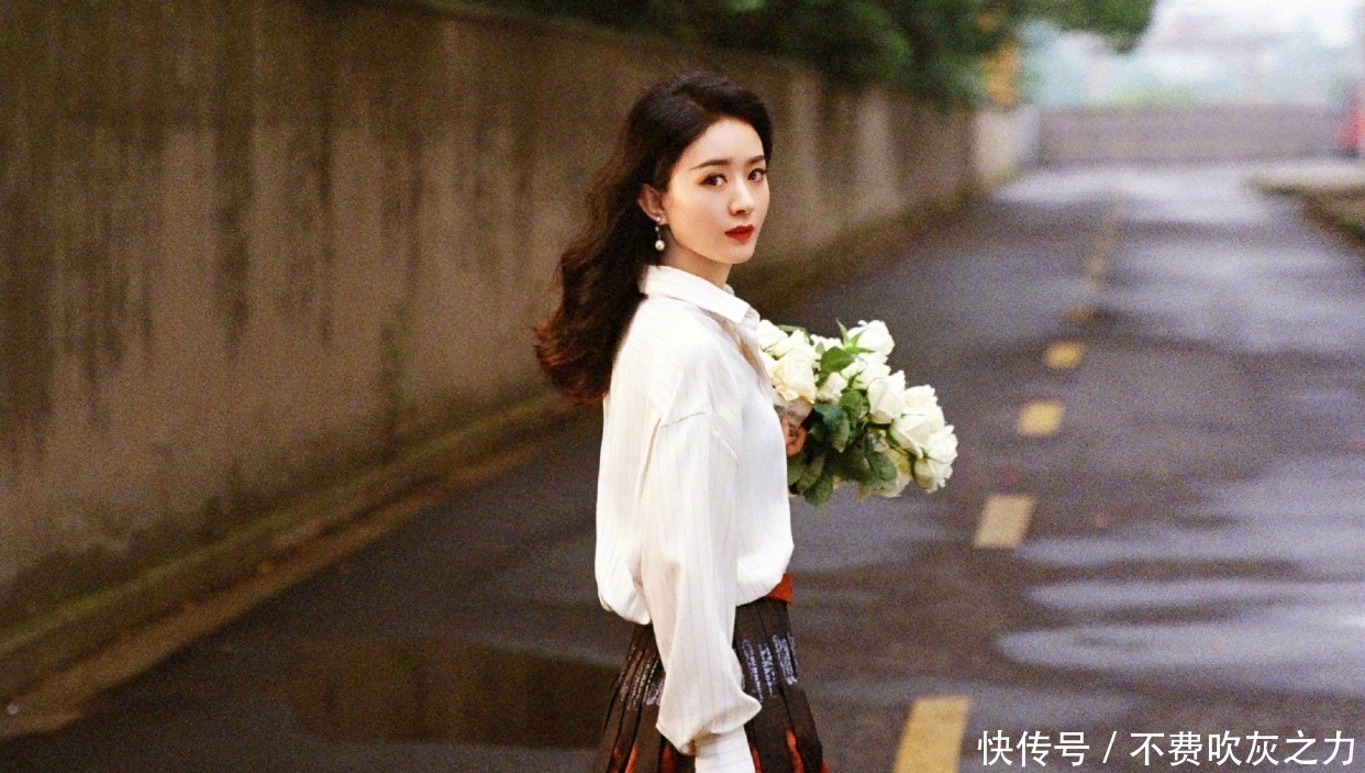 斥责|群演曝赵丽颖罢演《有翡》,被斥责飘了?这样的内幕她也很无奈